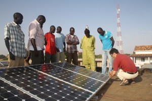 Gli esperti di Etica nel Sole durante un corso di formazione in Senegal